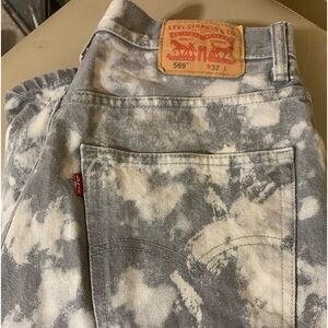 Men Levi’s shorts like new